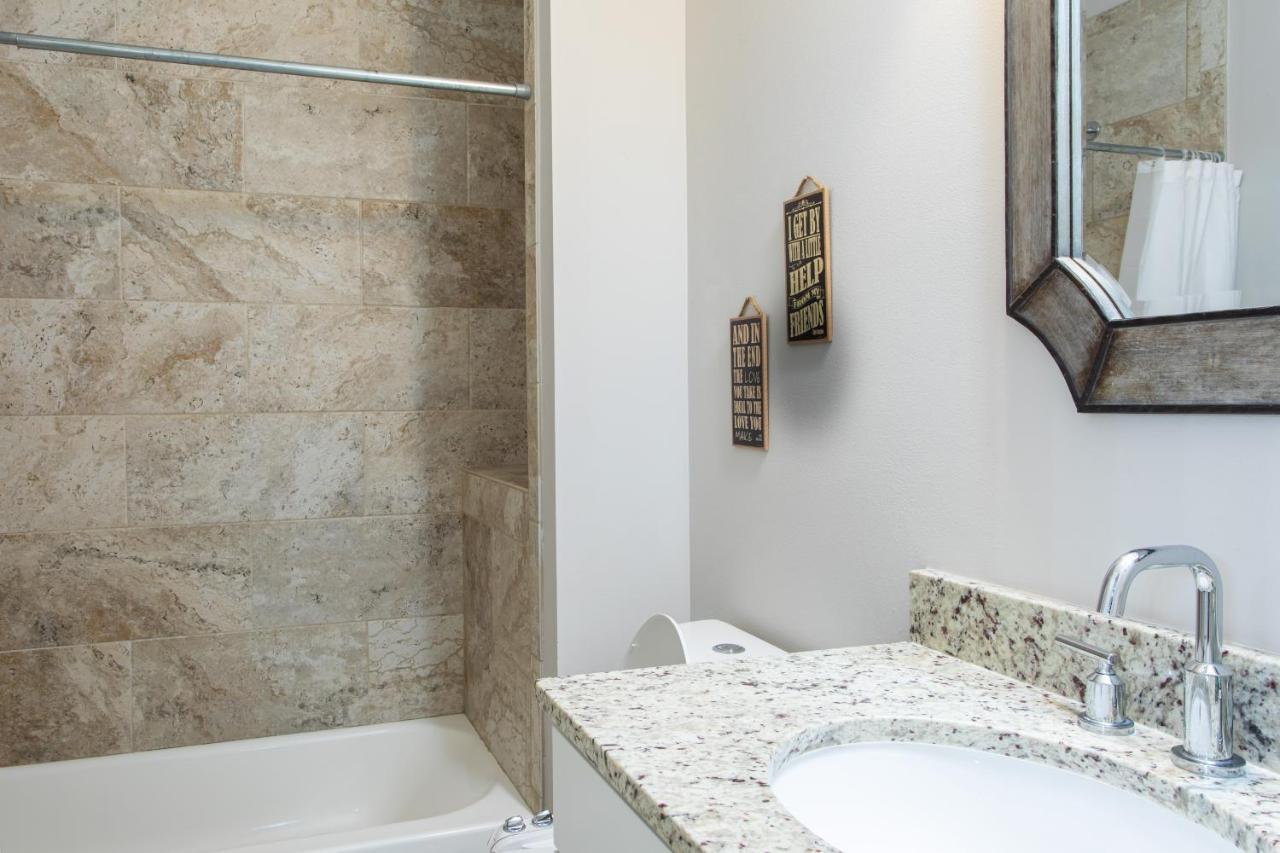 Lux Beatles Themed Beach Home, 5 Min Walk To Beach + Golf Cart, Dog Friendly! Destin Exteriör bild